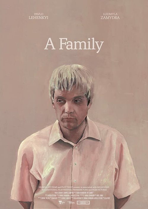 Смотреть фильм A Family (2019) онлайн в хорошем качестве HDRip