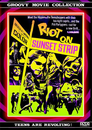 Смотреть фильм Беспорядки на Сансет-Стрип / Riot on Sunset Strip (1967) онлайн в хорошем качестве SATRip