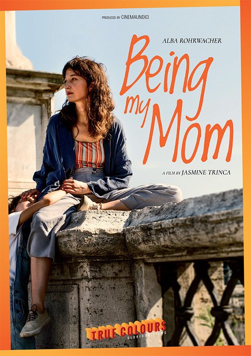 Смотреть фильм Быть моей мамой / Being My Mom (2020) онлайн 