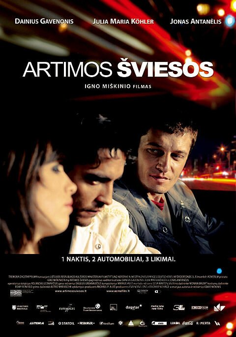 Смотреть фильм Ближний свет / Artimos sviesos (2009) онлайн в хорошем качестве HDRip