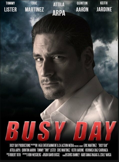 Смотреть фильм Busy Day (2017) онлайн в хорошем качестве HDRip