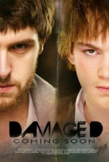Смотреть фильм Damaged (2015) онлайн в хорошем качестве HDRip