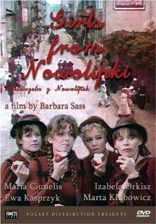 Смотреть фильм Девочки из Новолипок / Dziewczeta z Nowolipek (1985) онлайн в хорошем качестве SATRip