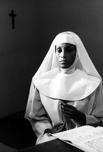 Смотреть фильм Diary of an African Nun (1977) онлайн 