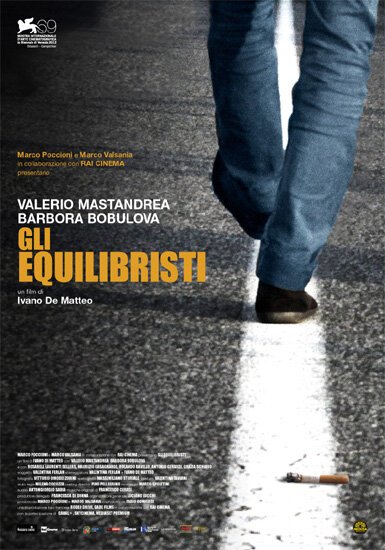 Смотреть фильм Эквилибристы / Gli equilibristi (2012) онлайн в хорошем качестве HDRip