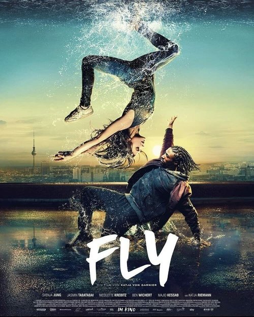 Смотреть фильм Флай / Fly (2021) онлайн в хорошем качестве HDRip
