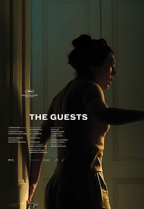 Смотреть фильм Гости / The Guests (2015) онлайн 