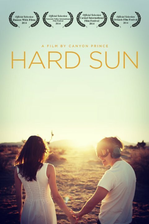 Смотреть фильм Hard Sun (2014) онлайн в хорошем качестве HDRip