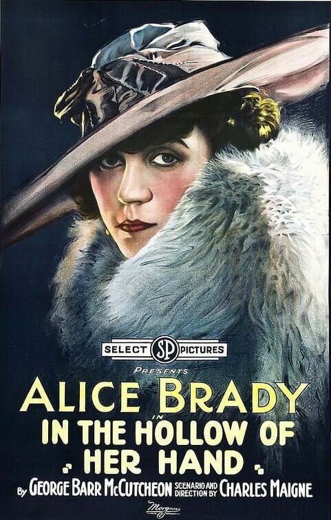 Смотреть фильм In the Hollow of Her Hand (1918) онлайн в хорошем качестве SATRip