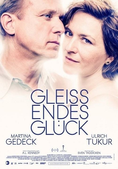 Смотреть фильм Легкое сияние счастья / Gleißendes Glück (2016) онлайн в хорошем качестве CAMRip