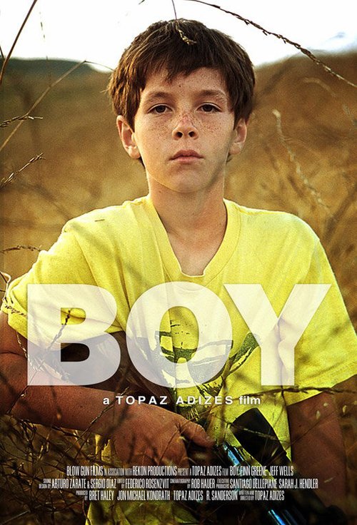 Смотреть фильм Мальчик / Boy (2011) онлайн 