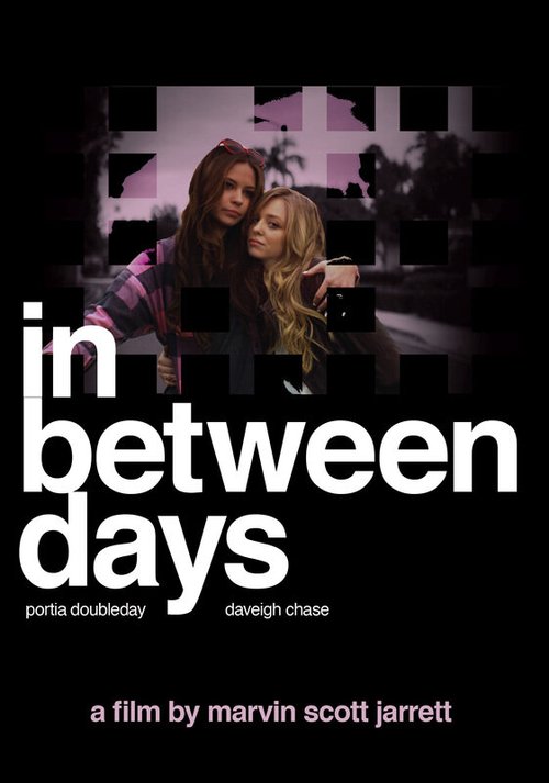 Смотреть фильм Между дней / In Between Days (2010) онлайн 