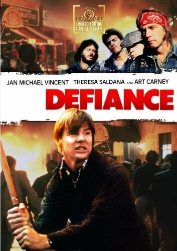 Смотреть фильм Неповиновение / Defiance (1980) онлайн в хорошем качестве SATRip