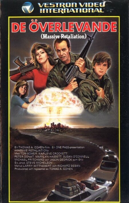Смотреть фильм Ответный удар / Massive Retaliation (1984) онлайн в хорошем качестве SATRip
