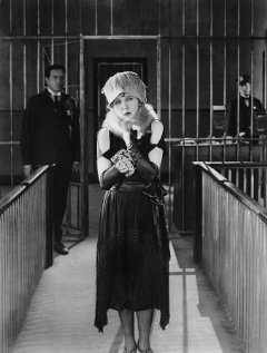 Смотреть фильм Peacock Alley (1930) онлайн в хорошем качестве SATRip