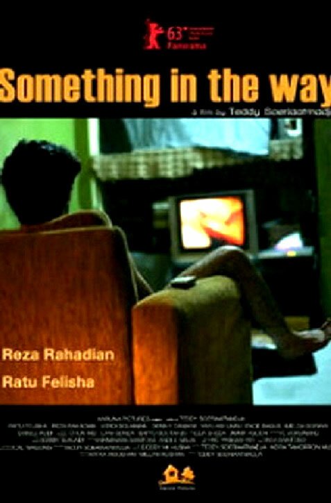 Смотреть фильм Помеха на пути / Something in the Way (2013) онлайн в хорошем качестве HDRip