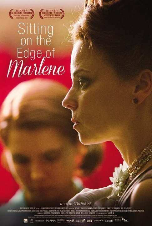 Смотреть фильм Sitting on the Edge of Marlene (2014) онлайн в хорошем качестве HDRip
