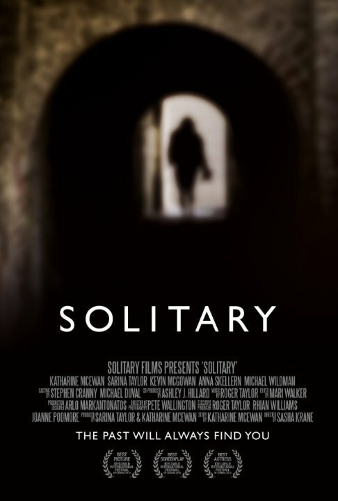 Смотреть фильм Solitary (2015) онлайн в хорошем качестве HDRip