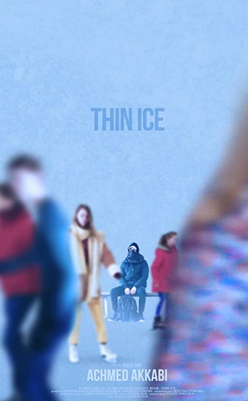 Смотреть фильм Тонкий лёд / Thin Ice (2018) онлайн 
