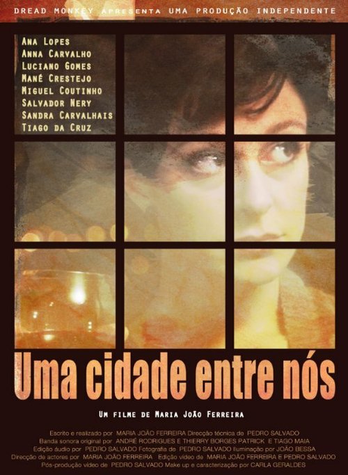 Смотреть фильм Uma Cidade Entre Nós (2015) онлайн 