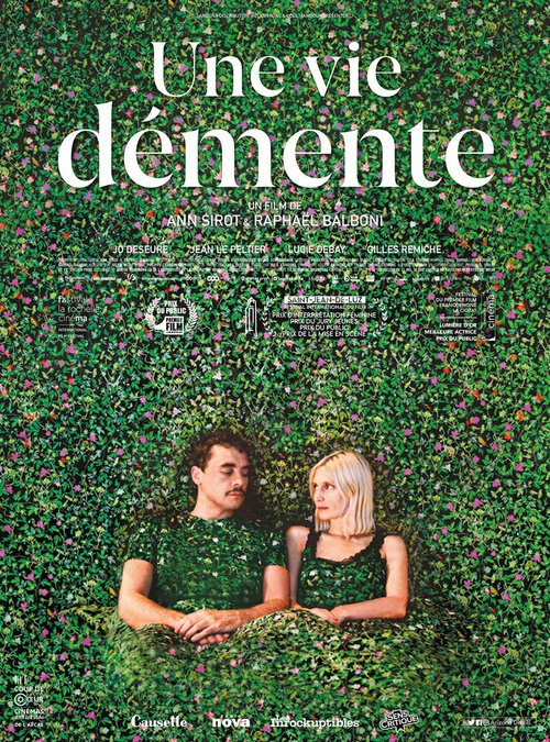 Смотреть фильм Une vie démente (2020) онлайн в хорошем качестве HDRip