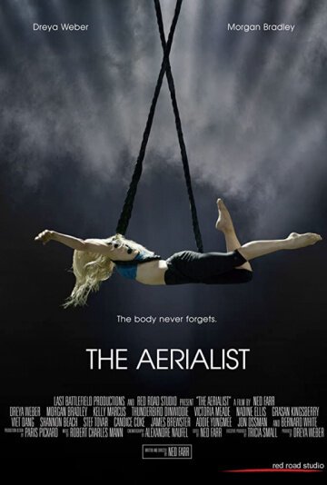 Смотреть фильм Воздушная гимнастка / The Aerialist  онлайн 