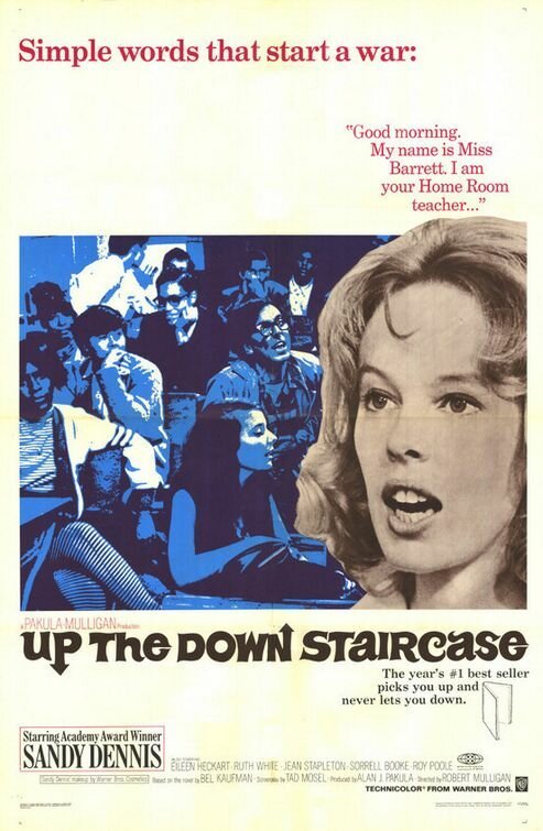 Смотреть фильм Вверх по лестнице, ведущей вниз / Up the Down Staircase (1967) онлайн в хорошем качестве SATRip