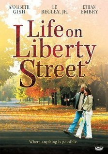 Жизнь на улице Либерти / Life on Liberty Street
