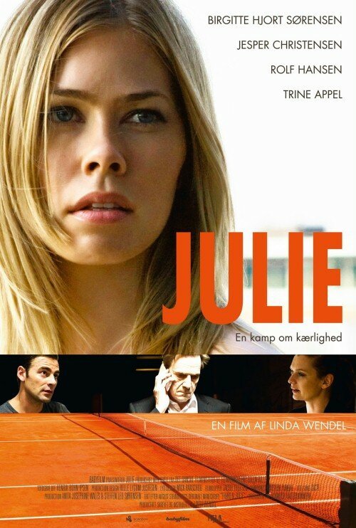 Смотреть фильм Жюли / Julie (2011) онлайн 