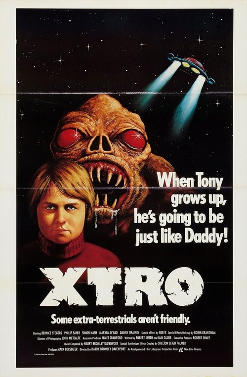 Смотреть фильм Экстро / Xtro (1982) онлайн в хорошем качестве SATRip