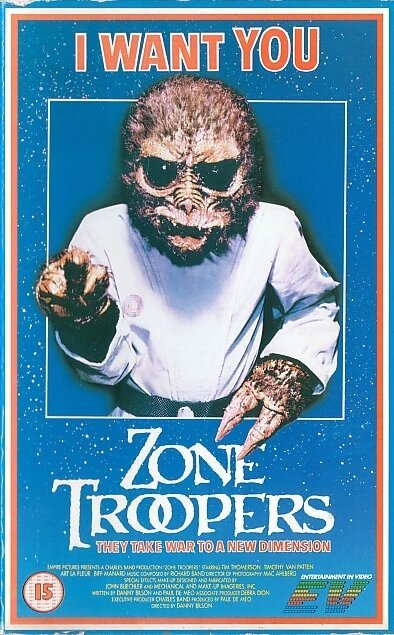 Смотреть фильм Пришелец / Zone Troopers (1985) онлайн в хорошем качестве SATRip