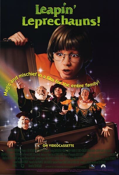 Смотреть фильм Прыгающие эльфы / Leapin' Leprechauns! (1995) онлайн в хорошем качестве HDRip