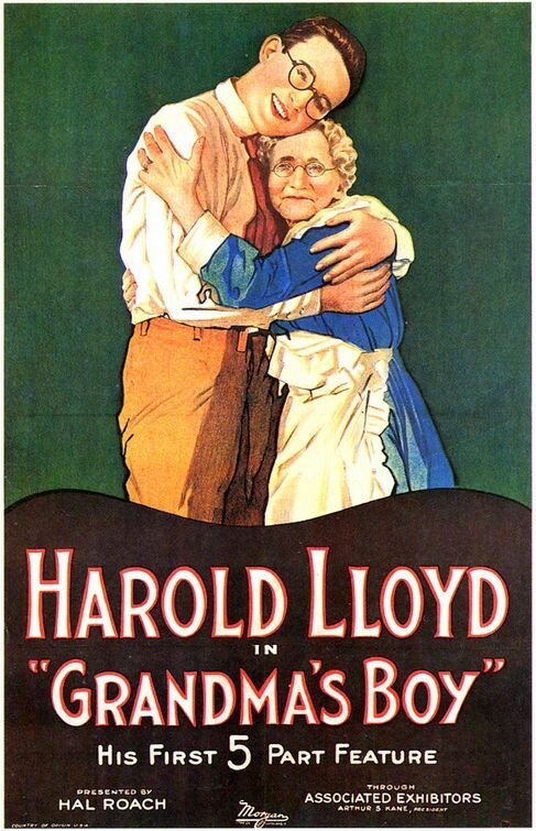 Смотреть фильм Бабушкин внучок / Grandma's Boy (1922) онлайн в хорошем качестве SATRip