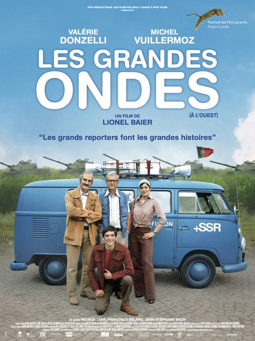 Смотреть фильм Длинные волны / Les grandes ondes (à l'ouest) (2013) онлайн в хорошем качестве HDRip