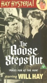 Смотреть фильм Гусиным шагом / The Goose Steps Out (1942) онлайн в хорошем качестве SATRip