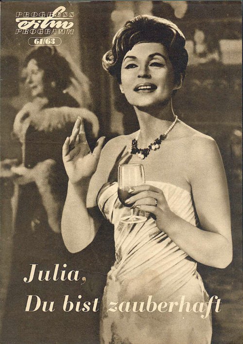 Смотреть фильм Очаровательная Джулия / Julia, du bist zauberhaft (1962) онлайн в хорошем качестве SATRip