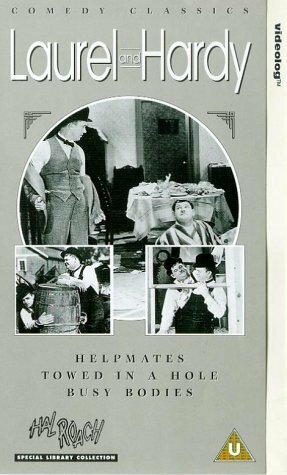 Смотреть фильм Втянутый в дыру / Towed in a Hole (1932) онлайн в хорошем качестве SATRip