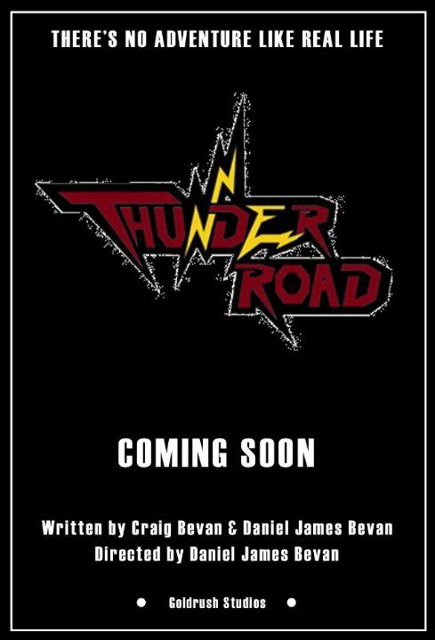 Смотреть фильм Thunder Road  онлайн 